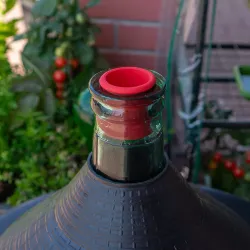 Zátka červená na demižóny – ø 45 mm