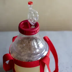 10 l demižón s popruhmi